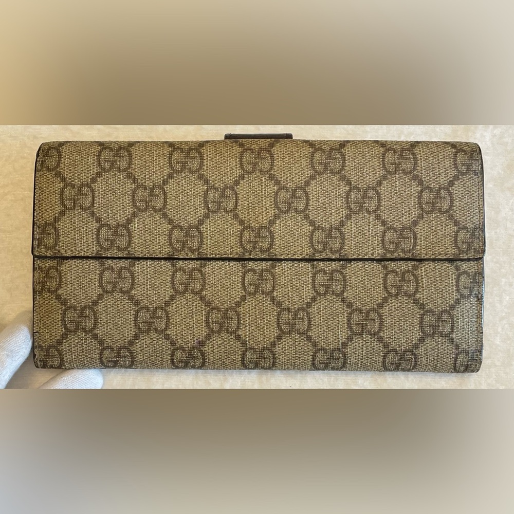 Gucci Authentic Vintage Tan and Brown Monogram PVC Wallet - Picture 4 of 17